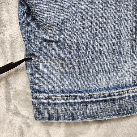 Vintage Maurices Jeans Womens 14 Blue Distressed Low Rise Capri Faded Casual - Picture 6 of 14